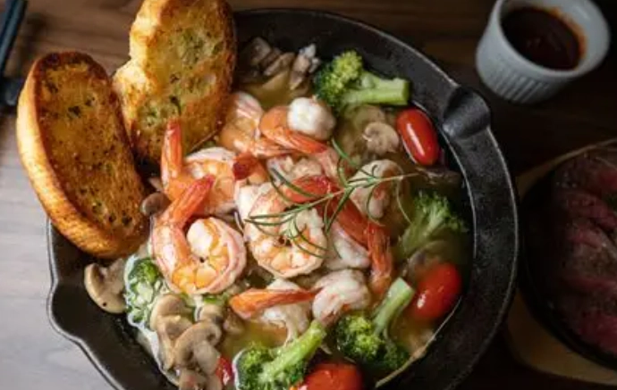 林森北路宵夜全攻略：台北深夜美食地圖與必吃推薦