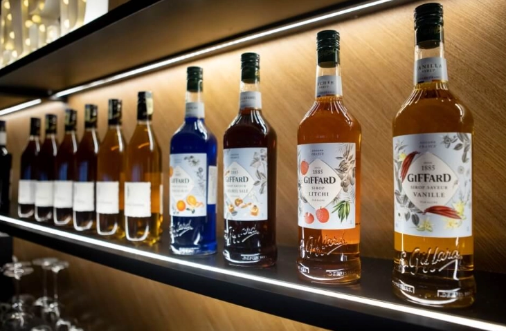 利口酒可以單喝嗎？專家教你正確單飲技巧與推薦