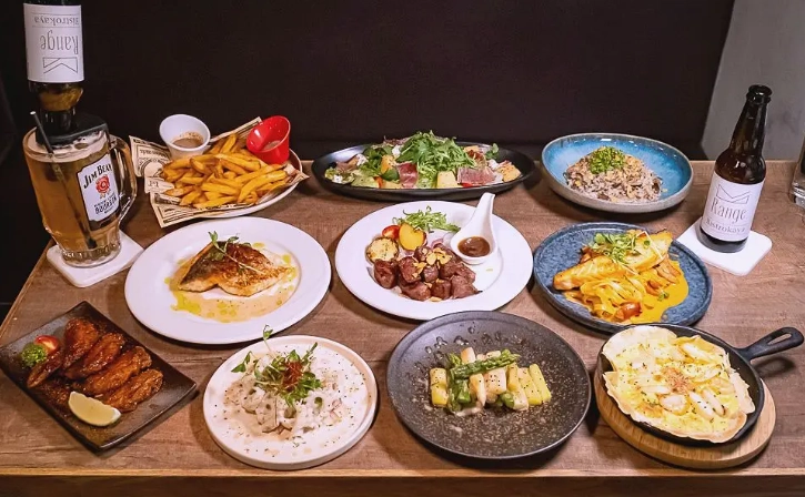 台北凌晨宵夜全攻略：深夜美食地圖與避坑指南