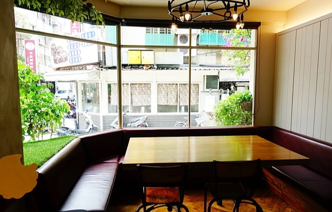 忠孝復興深夜咖啡廳全攻略：台北夜貓子必訪清單與消費指南