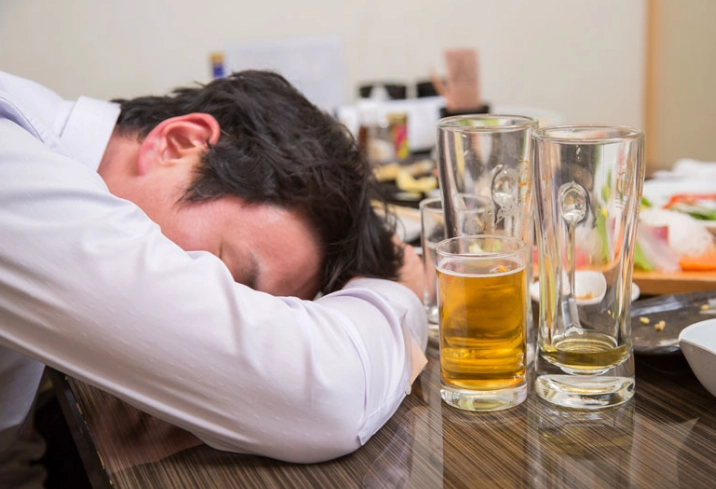 酒後肚子熱怎麼辦