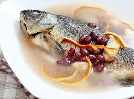 女人腎虛吃什麼？中醫師推薦10大補腎食物與3道食譜