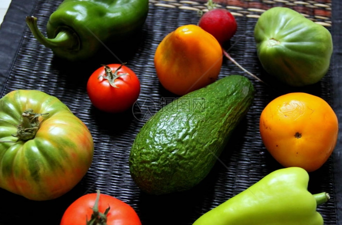 夏天時令蔬菜全攻略：台灣當季選購、保存與美味料理法