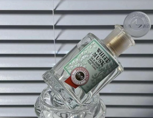 白麝香副作用全解析：常見不良反應與安全使用指南