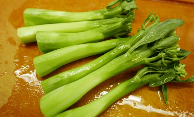 芥蘭相剋食物全攻略：專家教你避開飲食地雷，健康吃芥蘭