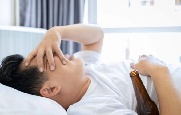 喝酒後腸胃不適