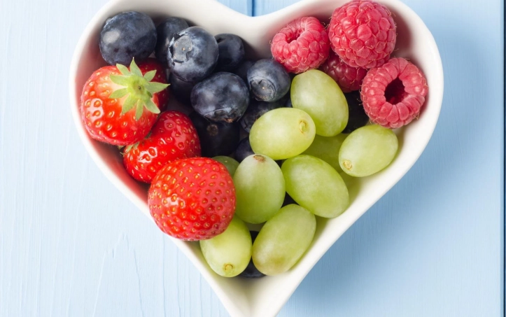 天然胃酸剋星：五種有效抑制胃酸的水果推薦與食用指南