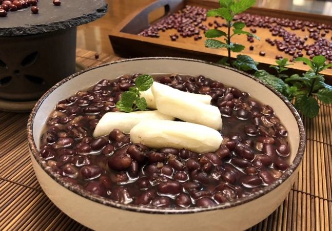 紅豆是澱粉類食物嗎？營養師解析紅豆的營養分類與飲食應用