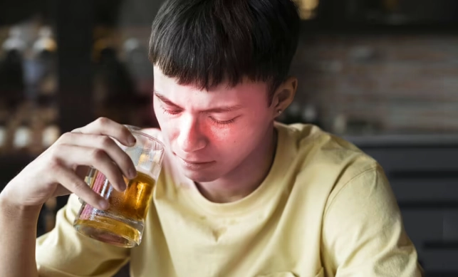 酒精代謝影響因素