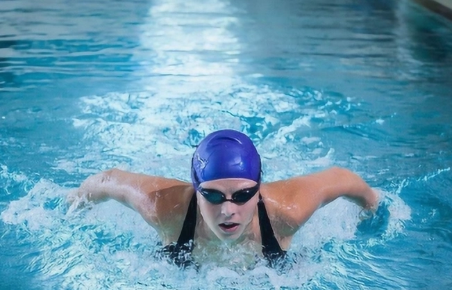 游泳改善哮喘