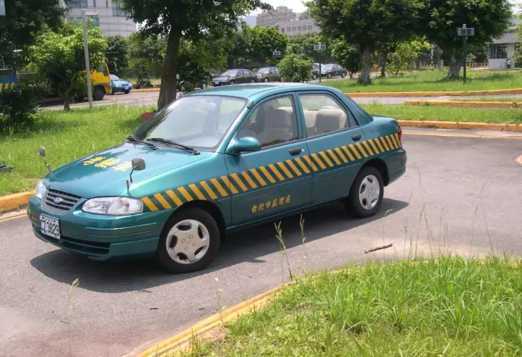 小客車駕訓班費用