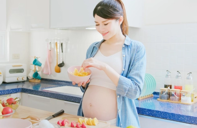 懷孕喜歡吃蘋果的科學真相與安心指南