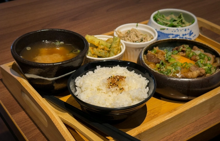 台南日本料理定食全攻略：精選餐廳、點餐技巧與隱藏菜單