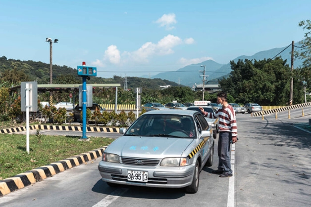 職業駕照駕訓班費用全解析：省錢攻略與價格比較指南