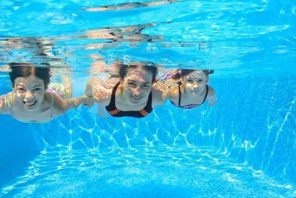 哮喘游泳全攻略：安全指南、運動益處與實用技巧