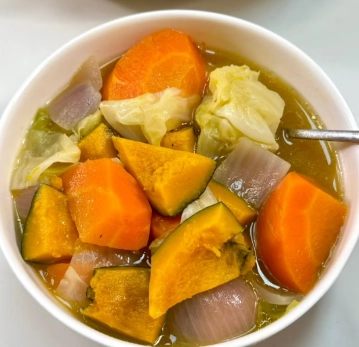 哈佛蔬菜湯熱量全解析：一碗湯的卡路里與減重關鍵