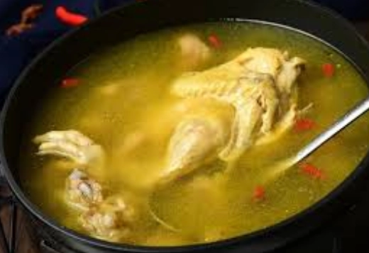 喝雞湯會胖嗎？破解迷思！營養師教你健康喝湯不發胖