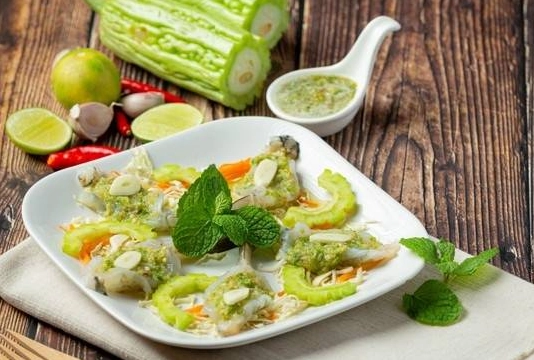 苦瓜膳食纖維全攻略：好處、攝取秘訣與不苦食譜