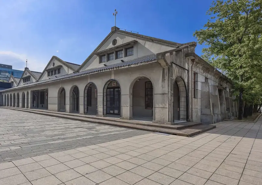 松山文創園區交通全攻略：捷運、公車、開車路線與停車實用指南