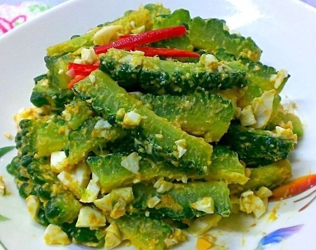鹹蛋苦瓜食譜