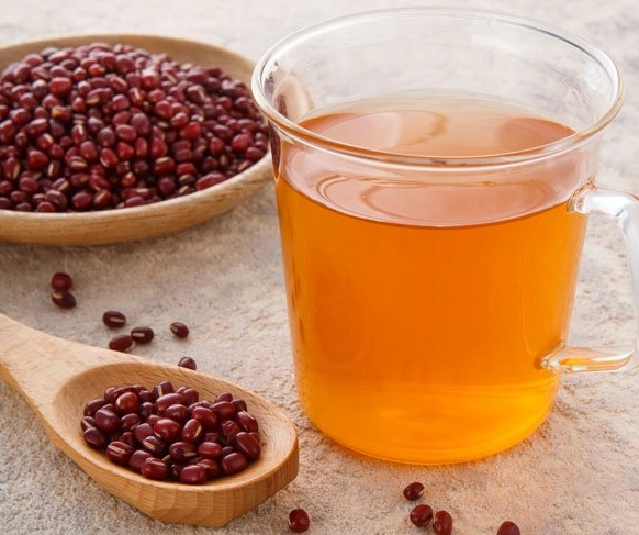 紅豆水一天喝多少才有效？中醫師與營養師親授黃金飲用法