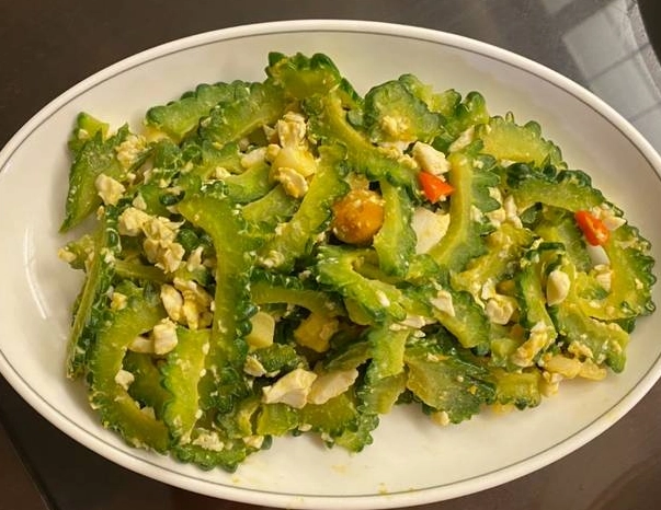 鹹蛋苦瓜食譜