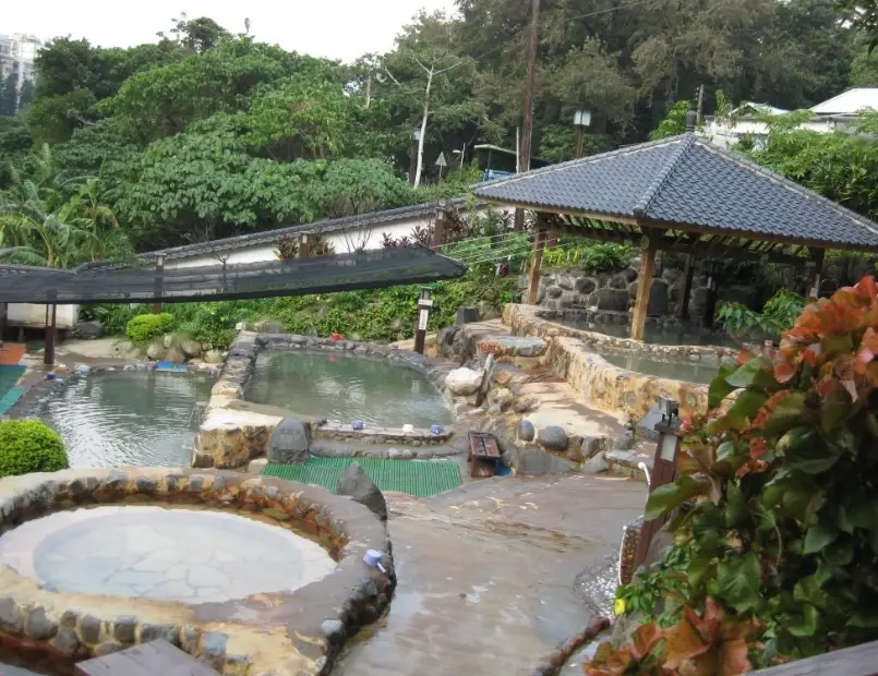 台灣露天溫泉推薦：5個必訪景點與實用泡湯指南