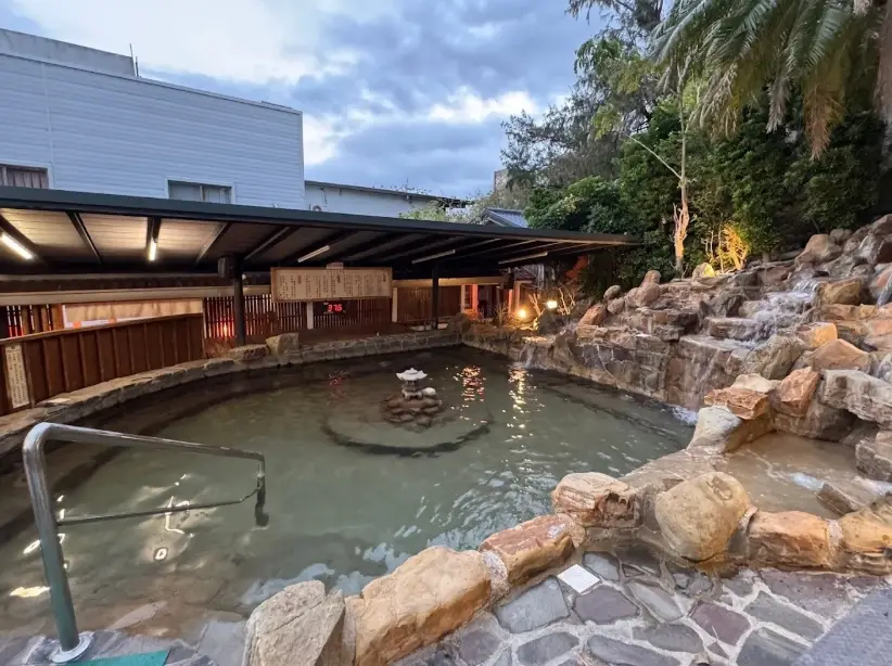 四重溪溫泉大眾池