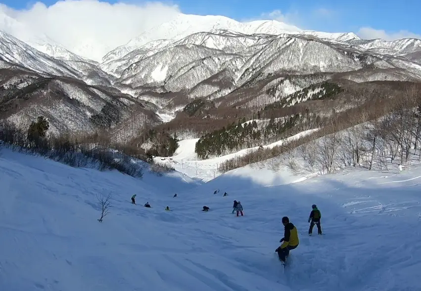 岩岳滑雪場 交通
