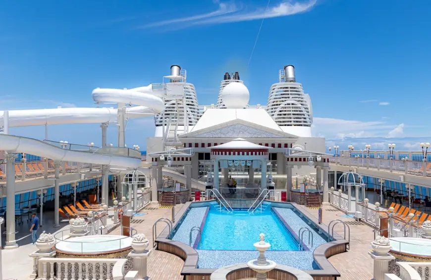 麗星郵輪探索星號