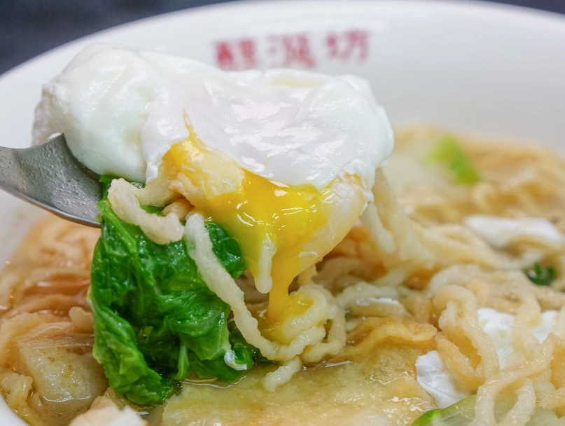 台南深夜宵夜地圖：老饕帶路，從深夜到凌晨的療癒美食清單