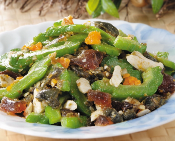 苦瓜炒鹹鴨蛋 做法