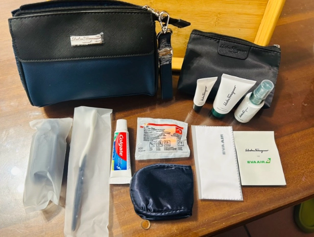 長榮航空過夜包