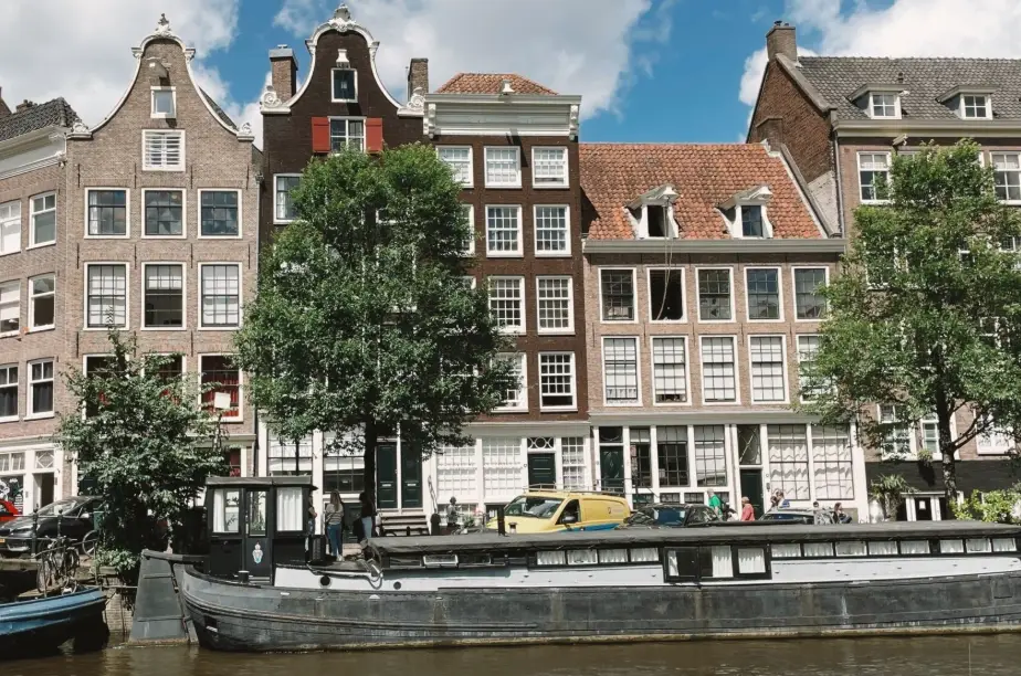 倫敦阿姆斯特丹行程