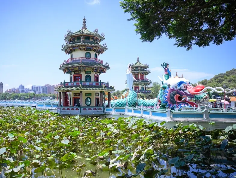 左營景點美食全攻略：從蓮池潭到眷村，在地人帶路吃玩經典路線