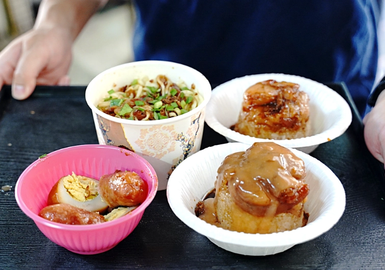 大甲24小時美食全攻略：深夜食堂到清晨滋味的必吃地圖