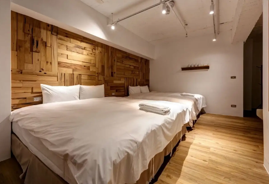 台灣背包客住宿終極指南：從北到南精選推薦與省錢秘笈