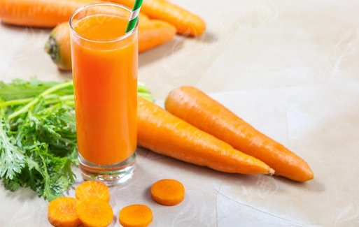 紅蘿蔔汁功效全解析：護眼、增強免疫力，喝對方法是關鍵