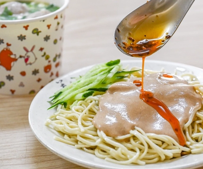 台北涼麵終極指南：從老字號到創意吃法，夏日消暑必備清單