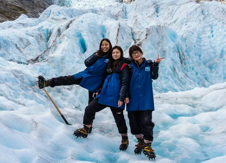 冰川健行行程比較
