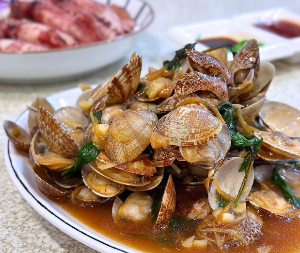 野柳地質公園附近美食地圖：在地人帶路，必吃海鮮餐廳與行程規劃