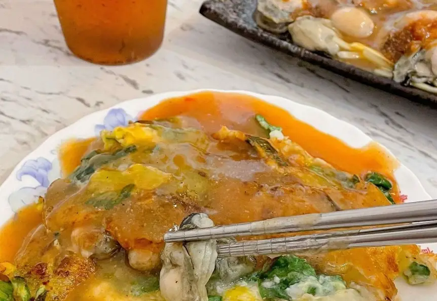 寧夏夜市雞排推薦：在地人帶路，三家必吃炸雞排攤位實戰評比