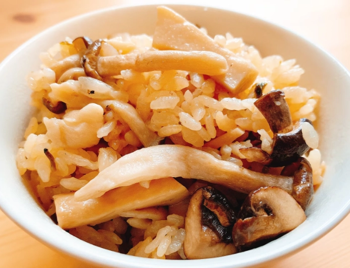 松茸菇料理全攻略：從挑選、保存到餐廳與家常食譜