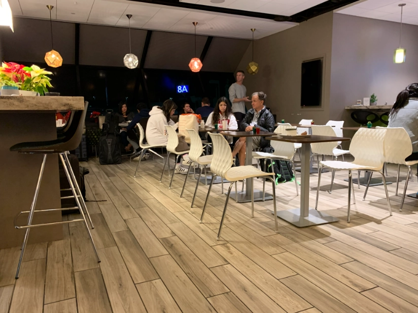 奧克蘭機場貴賓室 免費