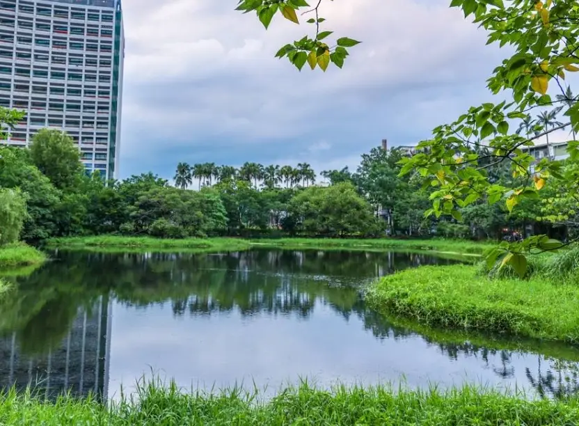 松山文創園區營業時間全攻略：避開人潮、規劃行程就看這篇