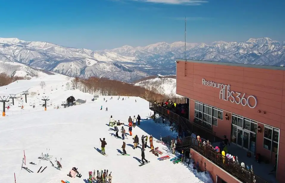 白馬五龍滑雪場自駕