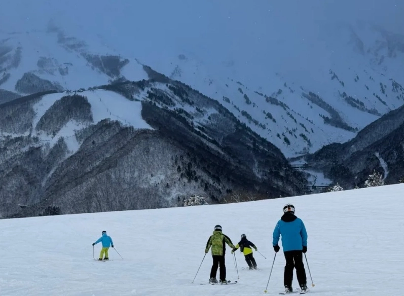 白馬五龍滑雪場自駕