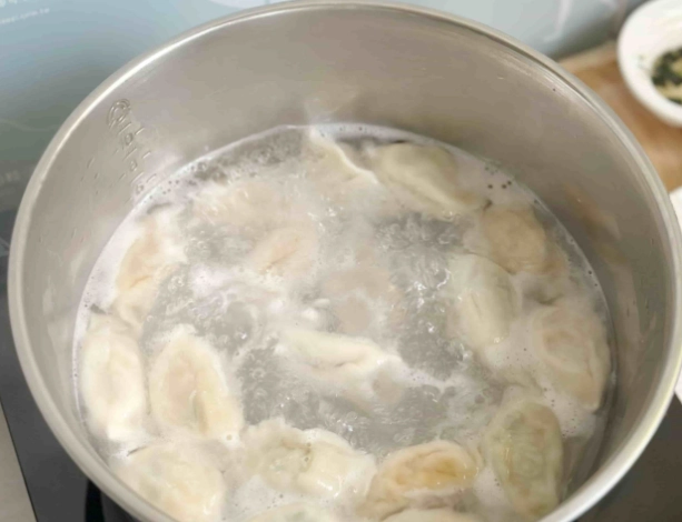 冷凍水餃怎麼煮