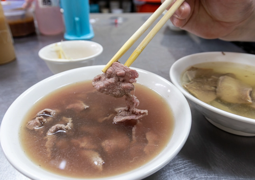 台南中西區宵夜推薦｜在地人私藏深夜食堂與口袋名單
