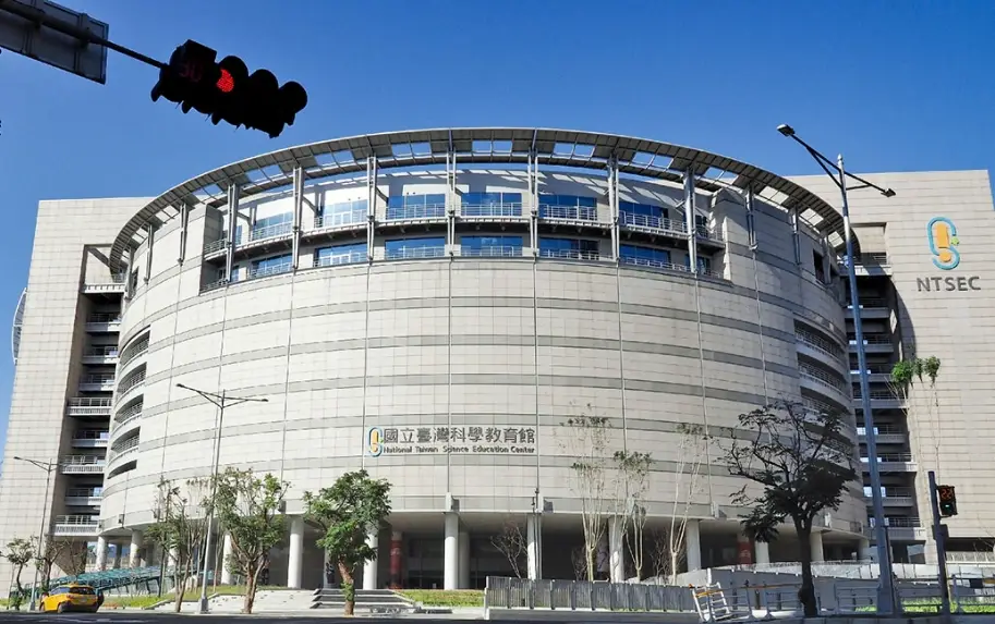 下雨天去哪玩？台北室內活動推薦，親子情侶都適合